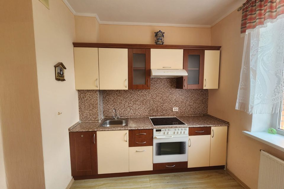 Продаётся 1-комнатная квартира, 48.7 м²