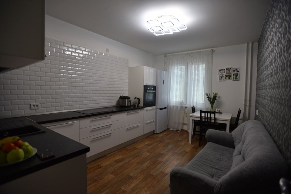 Продаётся 1-комнатная квартира, 37.7 м²