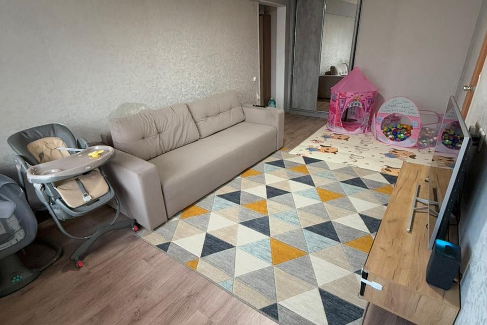 Продаётся 3-комнатная квартира, 50 м²