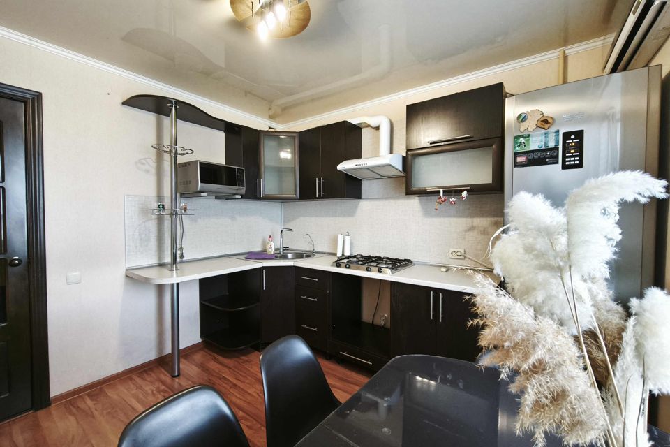 Сдаётся 2-комнатная квартира, 57 м²