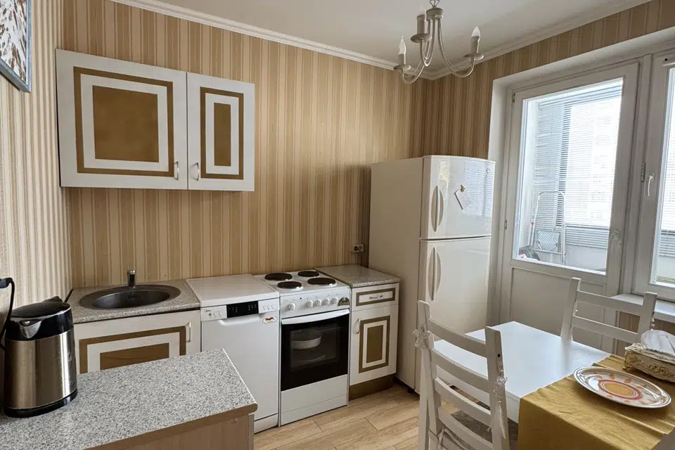 Продаётся 1-комнатная квартира, 43.81 м²