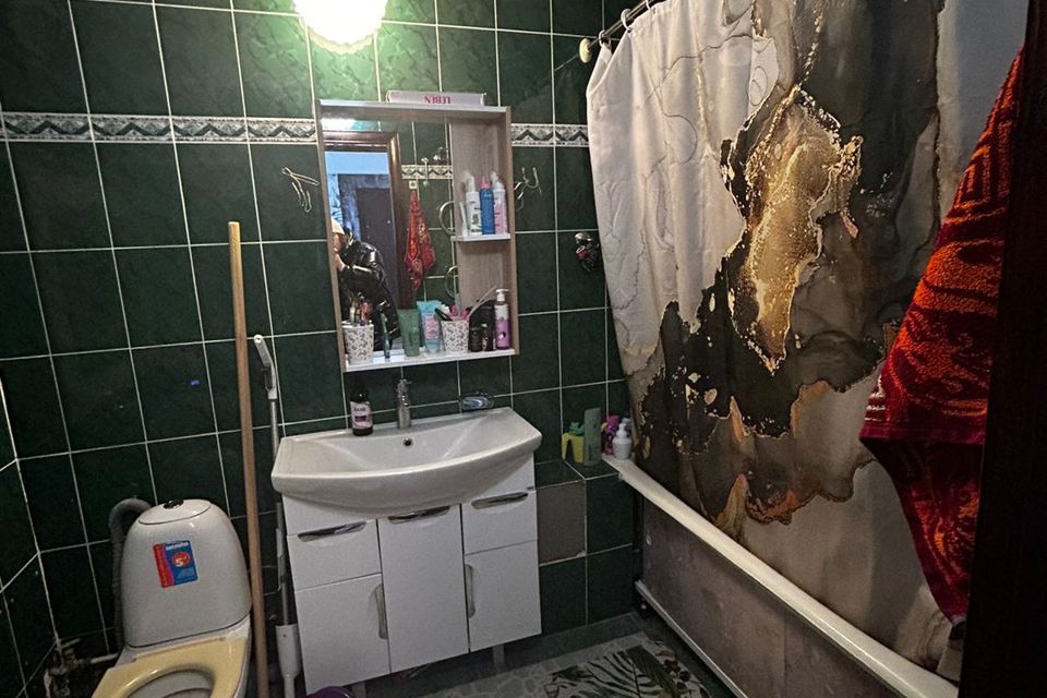 Продаётся 3-комнатная квартира, 65.4 м²