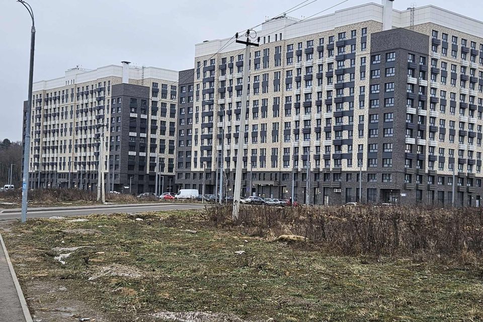 Продаётся 1-комнатная квартира, 43 м²