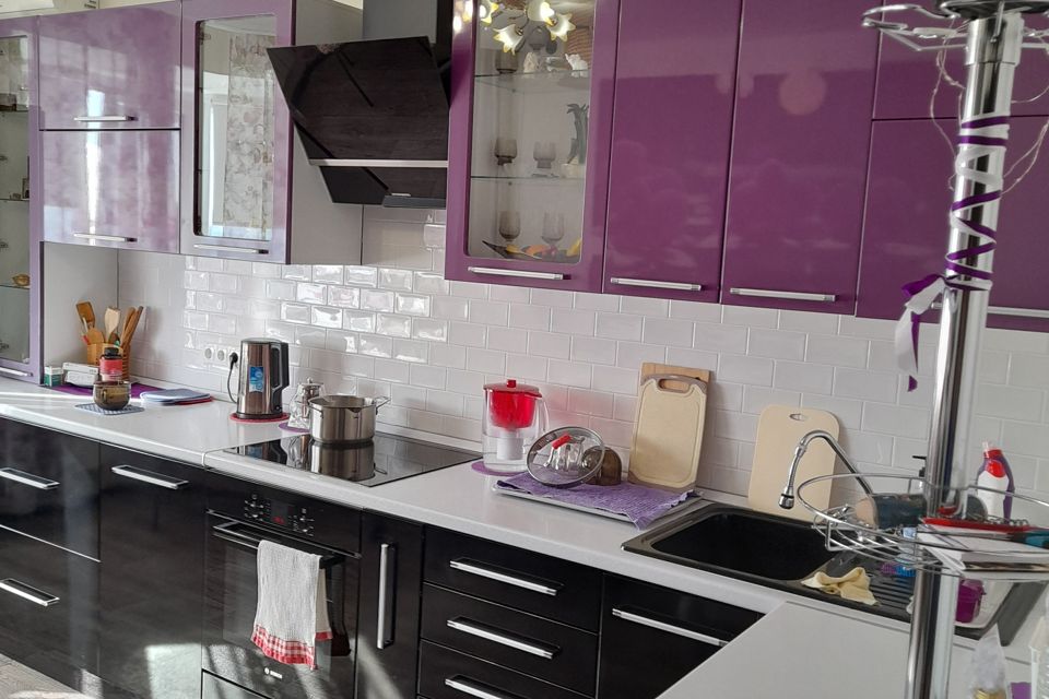 Продаётся 1-комнатная квартира, 52.2 м²
