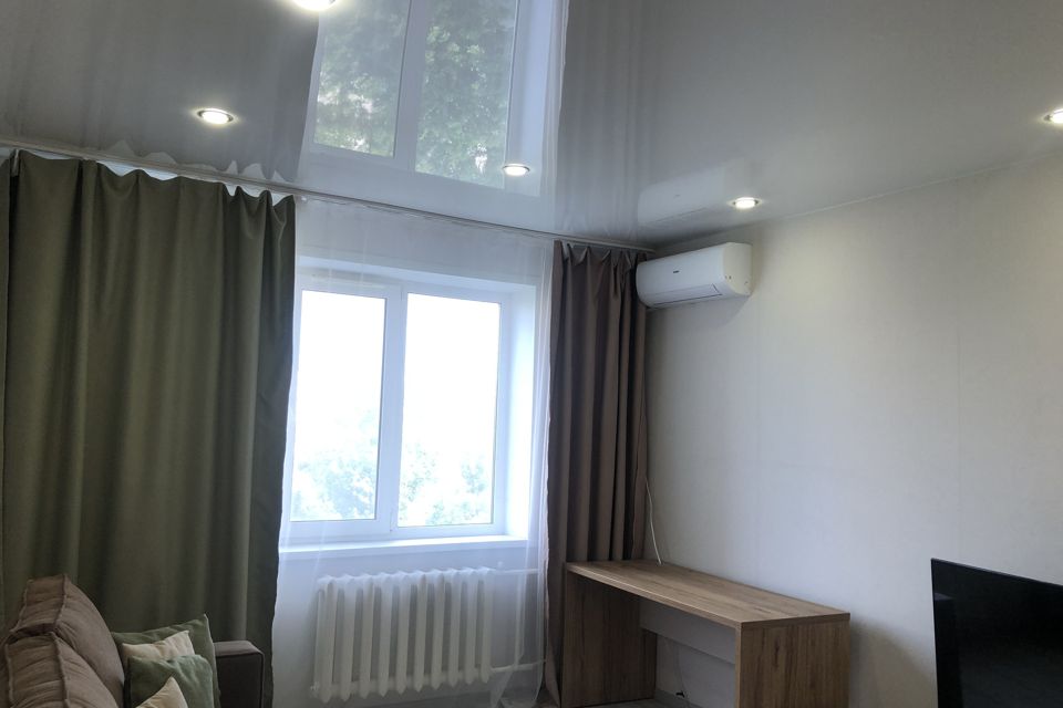 Продаётся 1-комнатная квартира, 38 м²