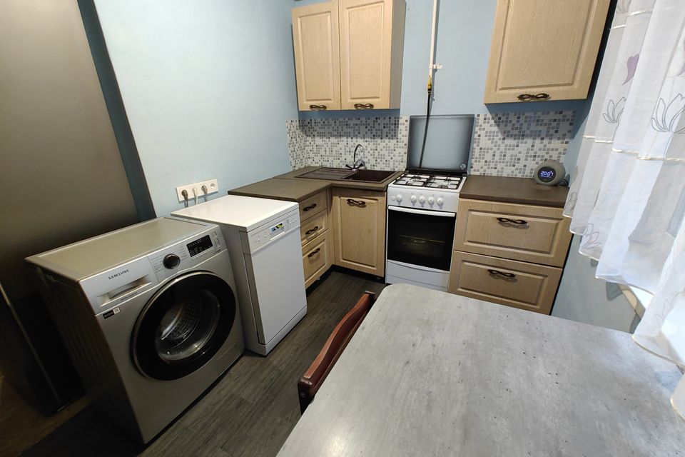Продаётся 2-комнатная квартира, 54.7 м²