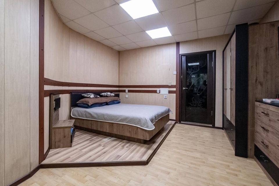 Продаётся 5-комнатная квартира, 100.9 м²