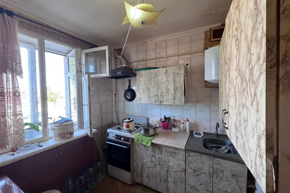 Продаётся 1-комнатная квартира, 32 м²