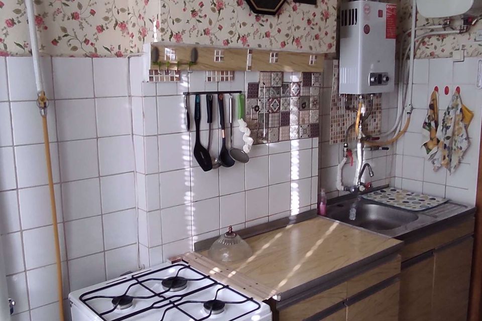 Продаётся 3-комнатная квартира, 52.5 м²