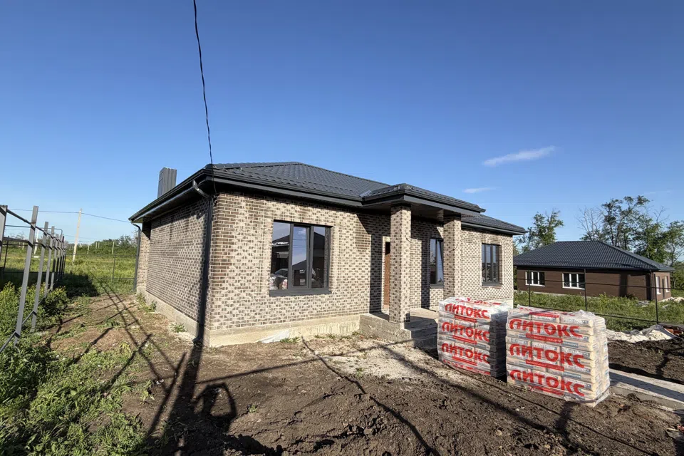Продаётся 1-этажный дом, 120 м²