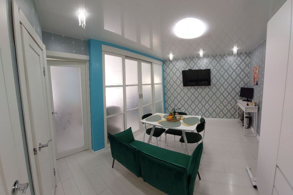 Продаётся 3-комнатная квартира, 42.2 м²