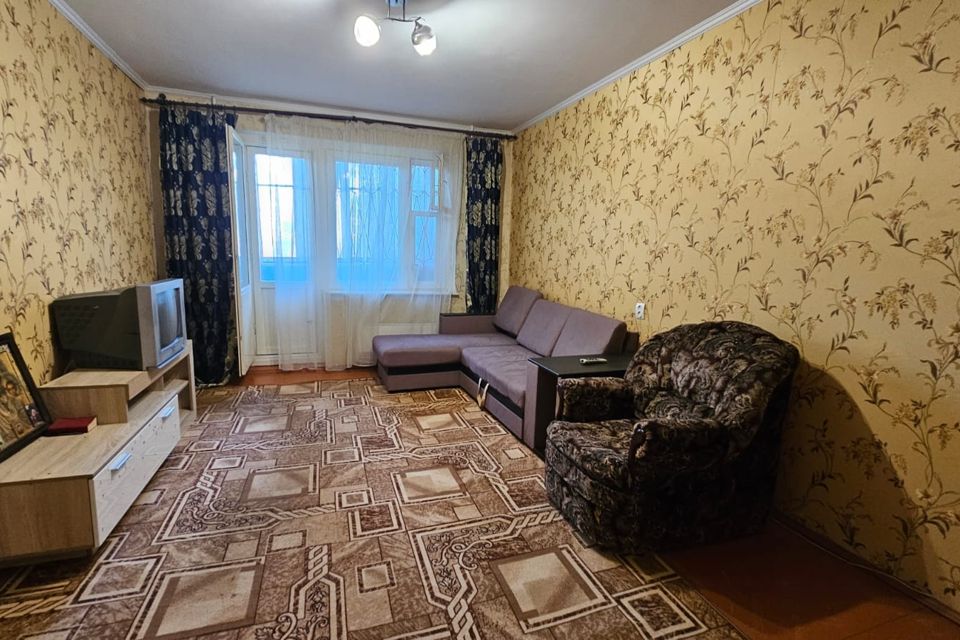 Продаётся 1-комнатная квартира, 37 м²