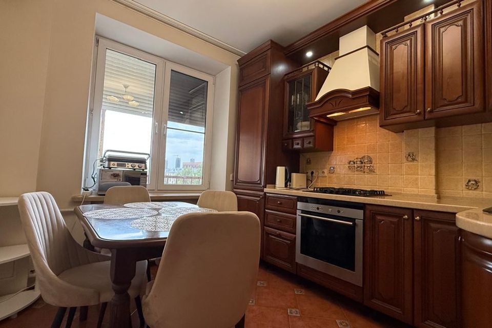 Продаётся 2-комнатная квартира, 75.3 м²
