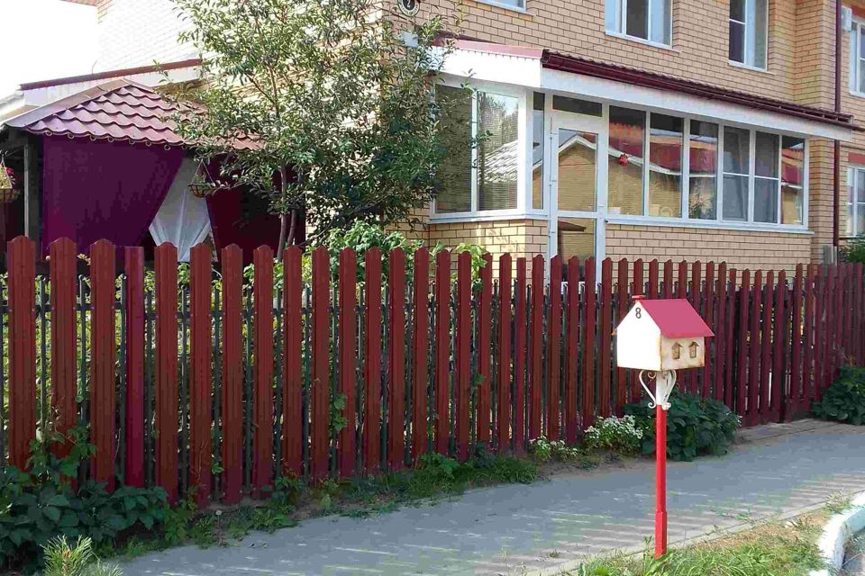 Продаётся 4-комнатная квартира, 69.4 м²