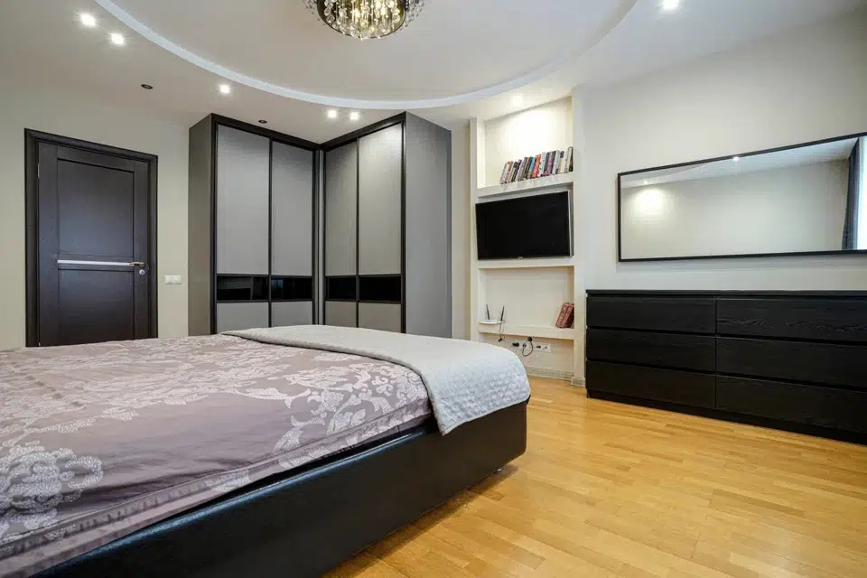 Продаётся 4-комнатная квартира, 108.8 м²