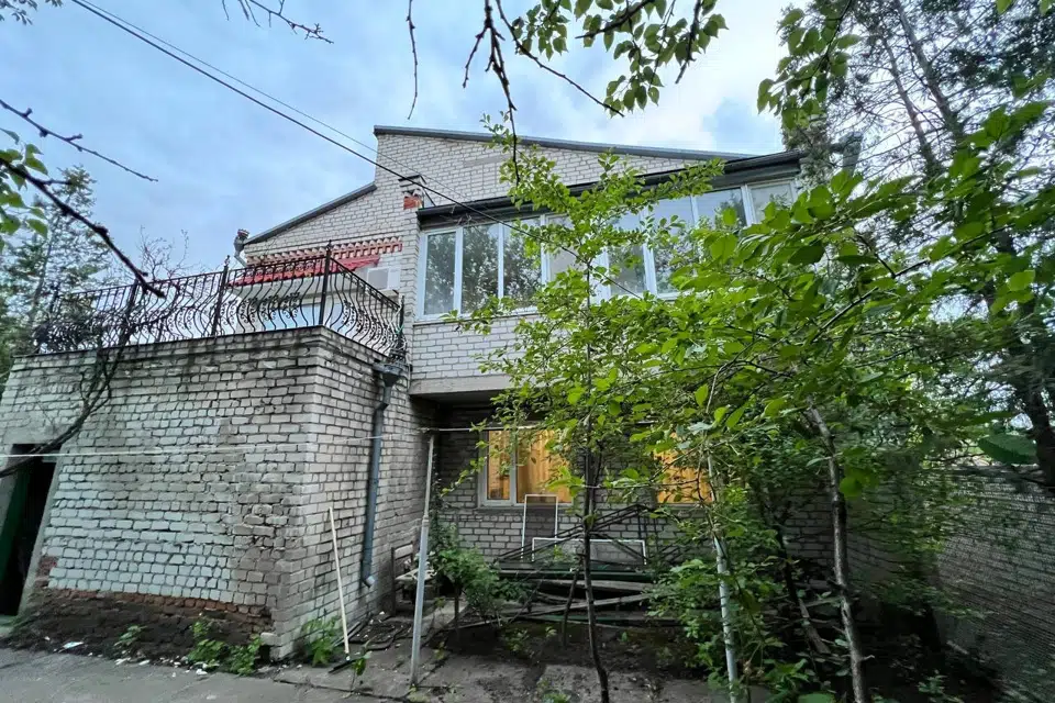 Продаётся 2-этажный дом, 325 м²