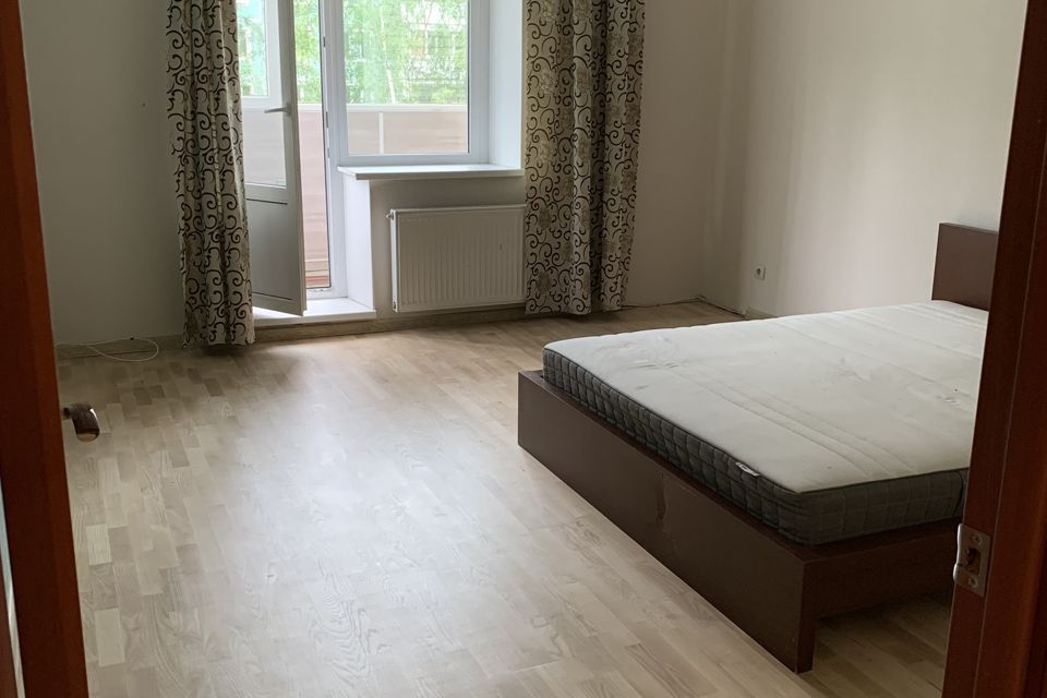 Продаётся 1-комнатная квартира, 42.7 м²