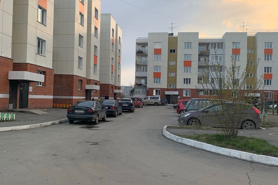 Продаётся 3-комнатная квартира, 60 м²
