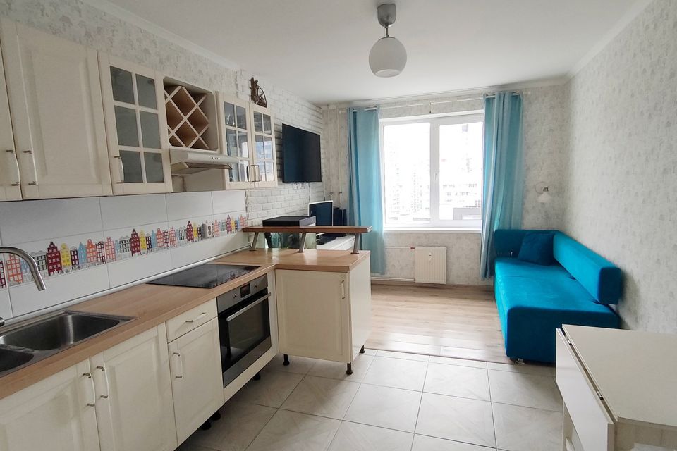 Продаётся 1-комнатная квартира, 42.6 м²