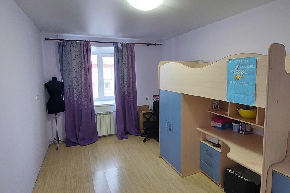 Продаётся 4-комнатная квартира, 76.5 м²