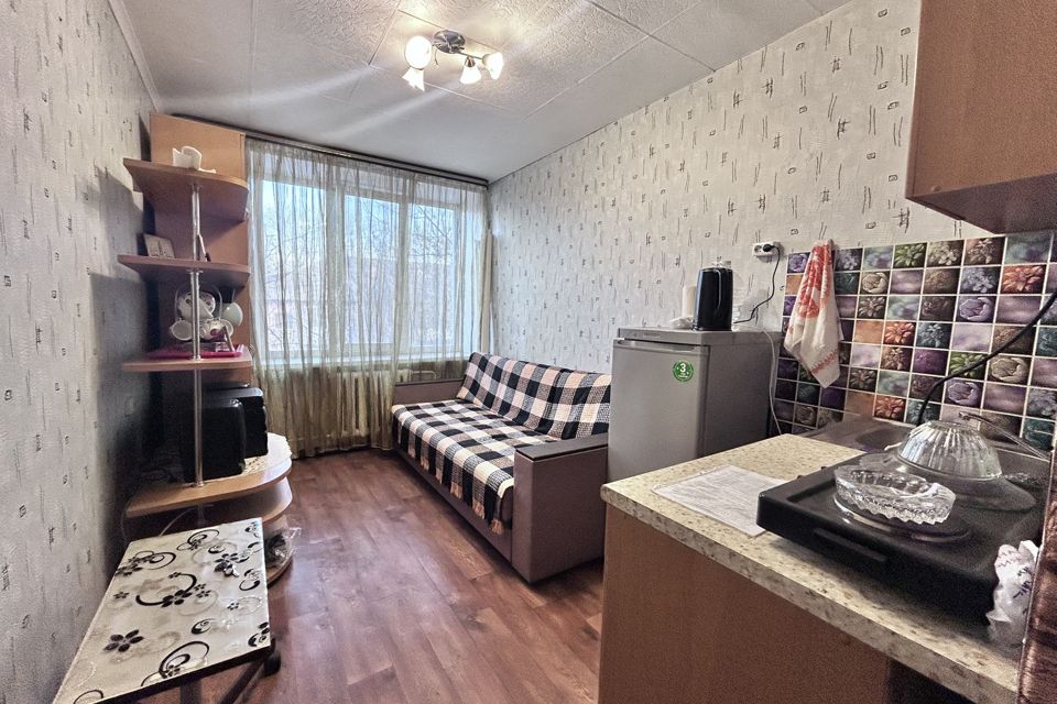 Продаётся комната в 1-комн. квартире, 14.7 м²