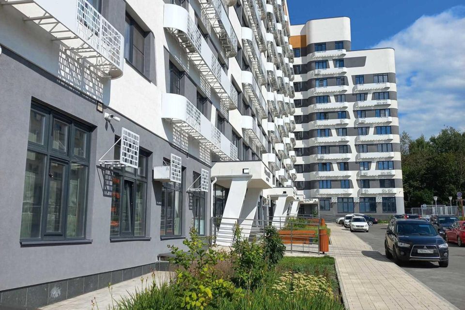 Продаётся 2-комнатная квартира, 65.2 м²