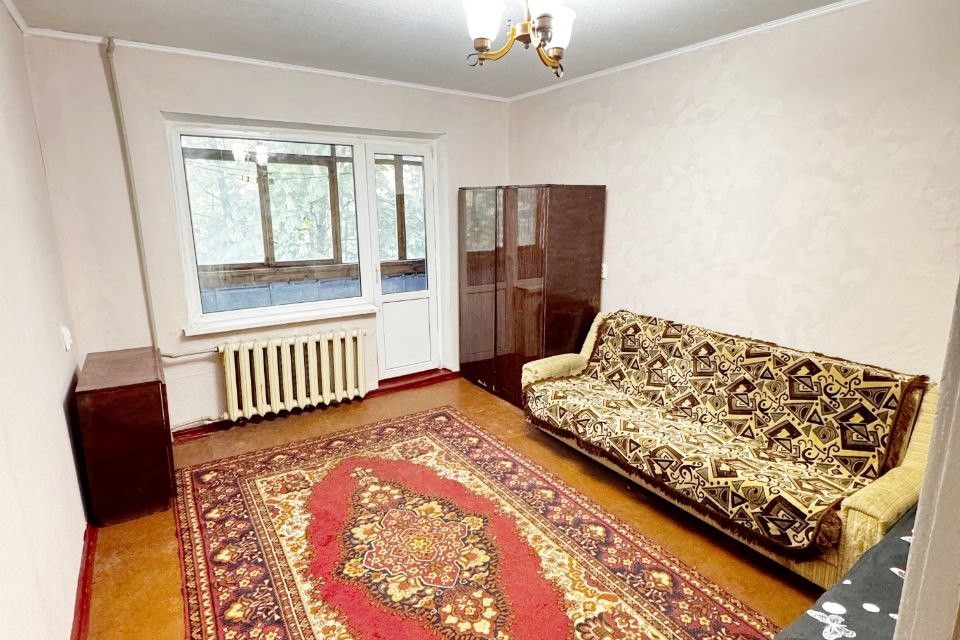 Продаётся 1-комнатная квартира, 35.8 м²