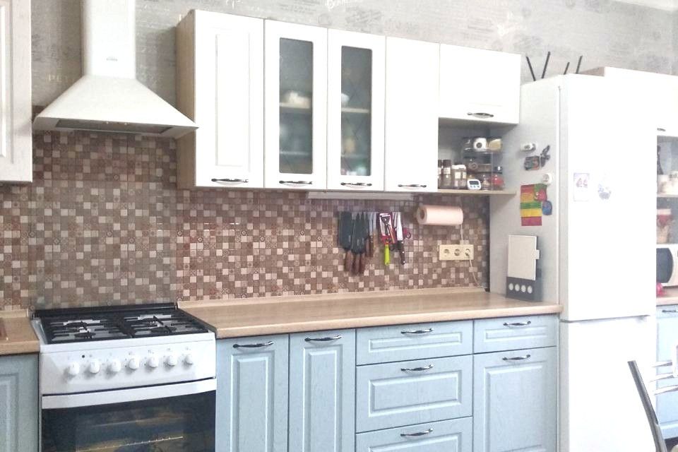 Продаётся 1-комнатная квартира, 54.1 м²
