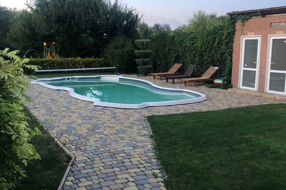 Продаётся 2-этажный дом, 277 м²