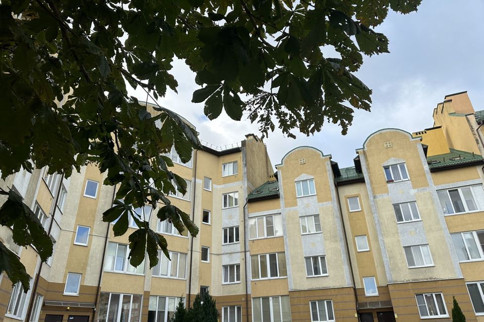 Продаётся 3-комнатная квартира, 103.8 м²