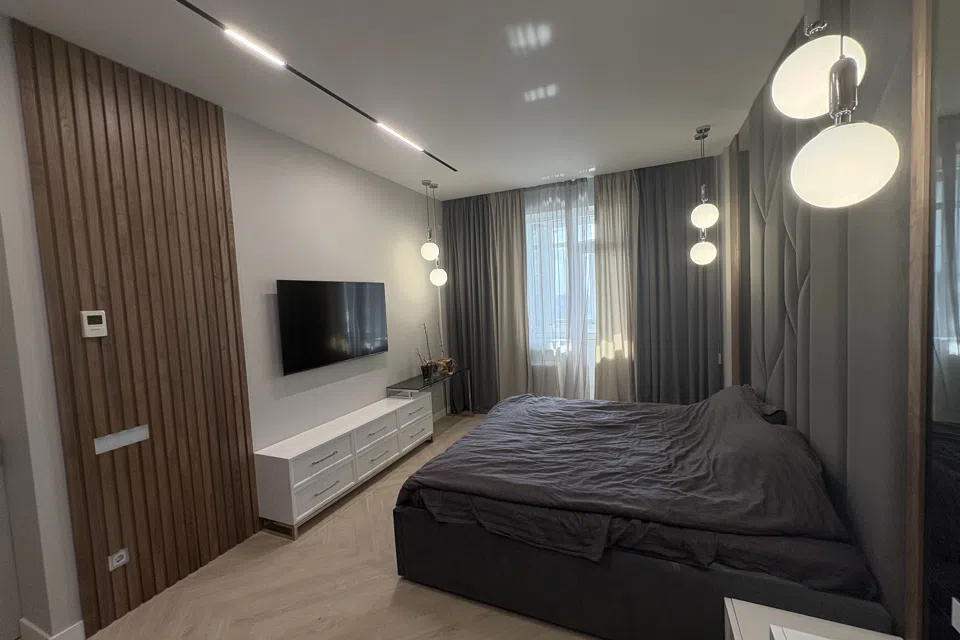 Продаётся 3-комнатная квартира, 113 м²