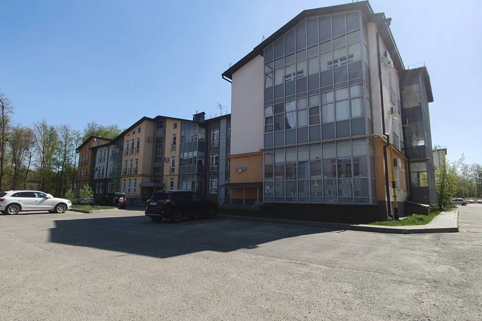 Продаётся 1-комнатная квартира, 46.8 м²