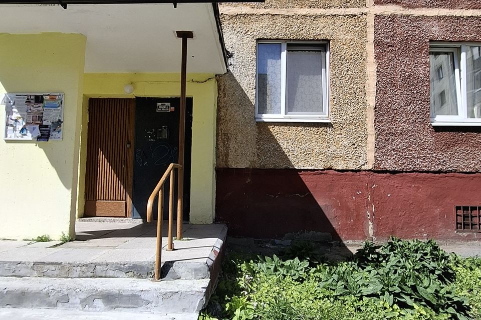 Продаётся 3-комнатная квартира, 61.4 м²