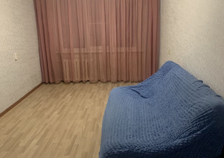 Продаётся 3-комнатная квартира, 58.2 м²