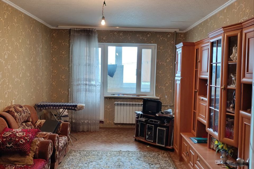 Продаётся 4-комнатная квартира, 81 м²