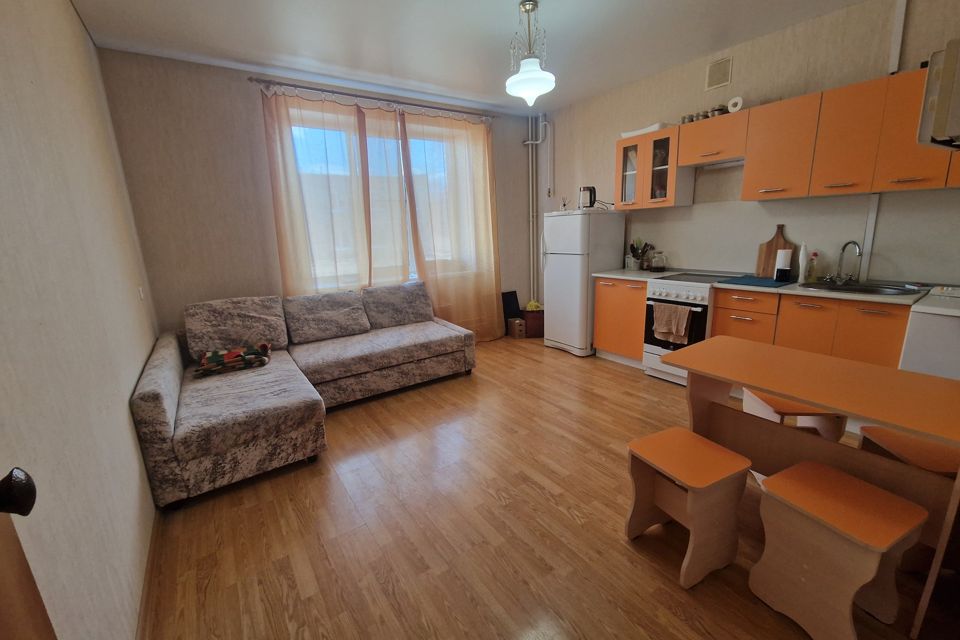 Продаётся 1-комнатная квартира, 41.7 м²