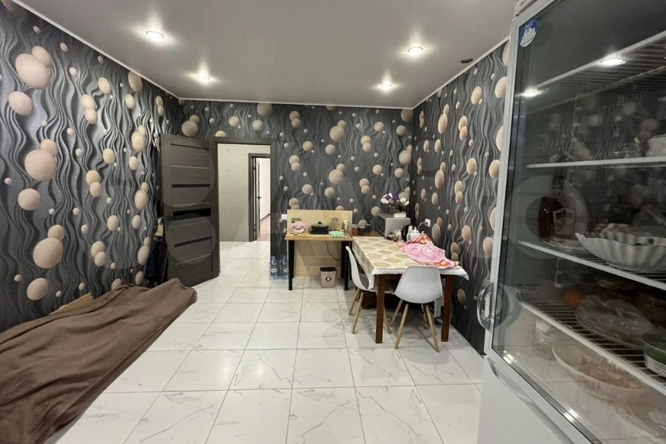 Продаётся 2-комнатная квартира, 57.4 м²