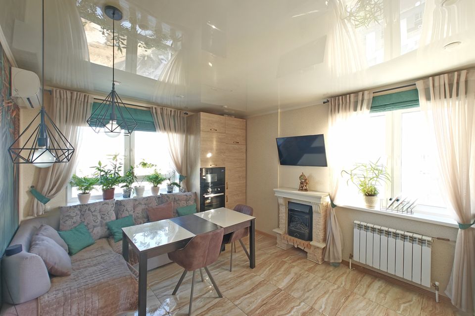 Продаётся 3-комнатная квартира, 82 м²
