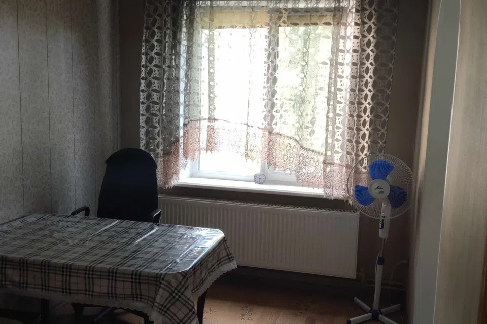 Продаётся 3-комнатная квартира, 57.1 м²