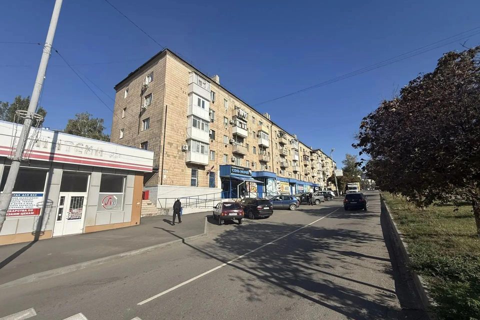 Продаётся 3-комнатная квартира, 54 м²