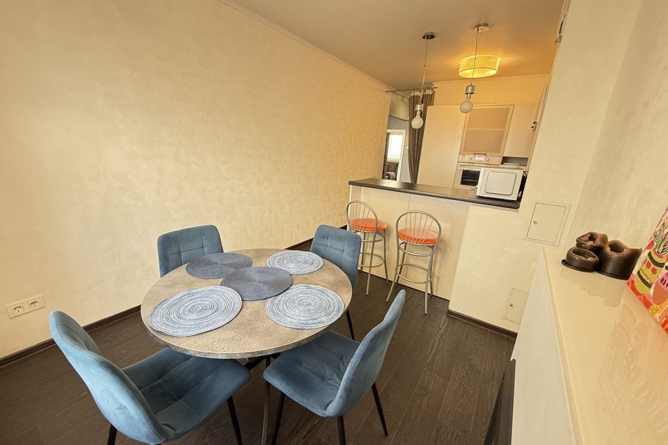 Продаётся 3-комнатная квартира, 69.4 м²