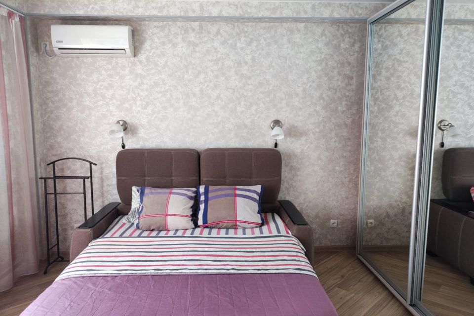 Продаётся 1-комнатная квартира, 38.3 м²