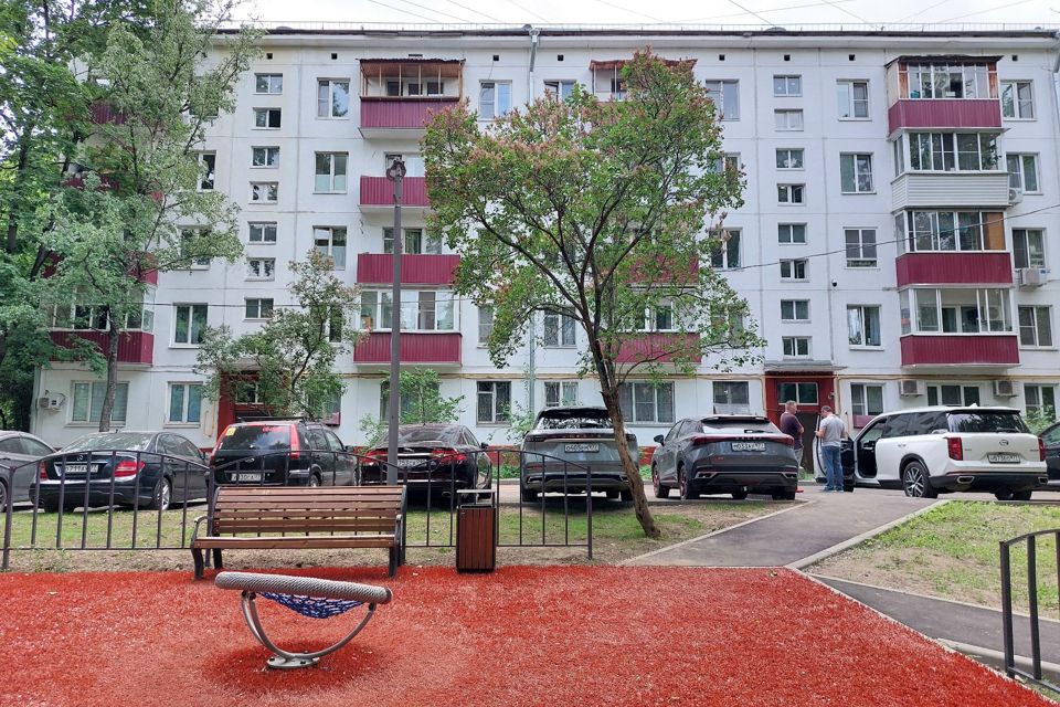Продаётся 3-комнатная квартира, 58.4 м²