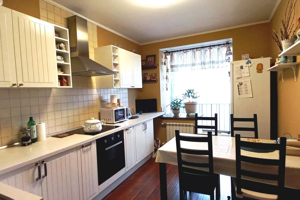 Продаётся 2-комнатная квартира, 67.1 м²