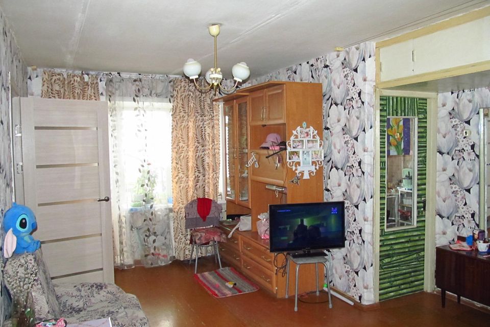 Продаётся 2-комнатная квартира, 42.6 м²