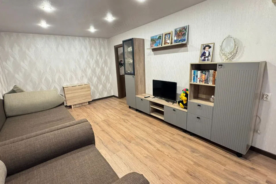 Продаётся 2-комнатная квартира, 45.7 м²