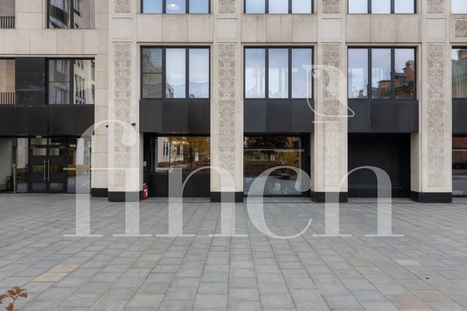 Продаётся 4-комнатная квартира, 170 м²