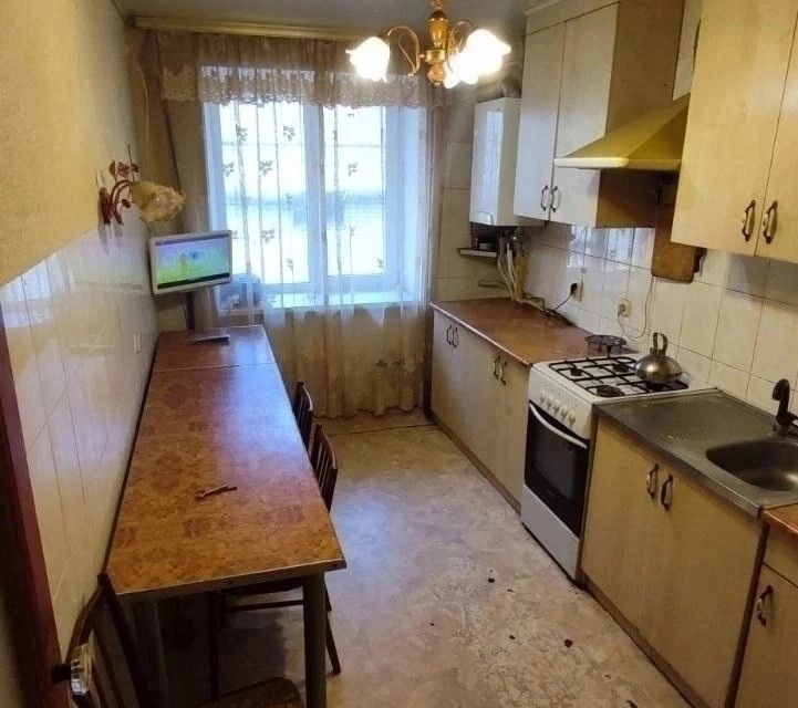 Продаётся 4-комнатная квартира, 88 м²