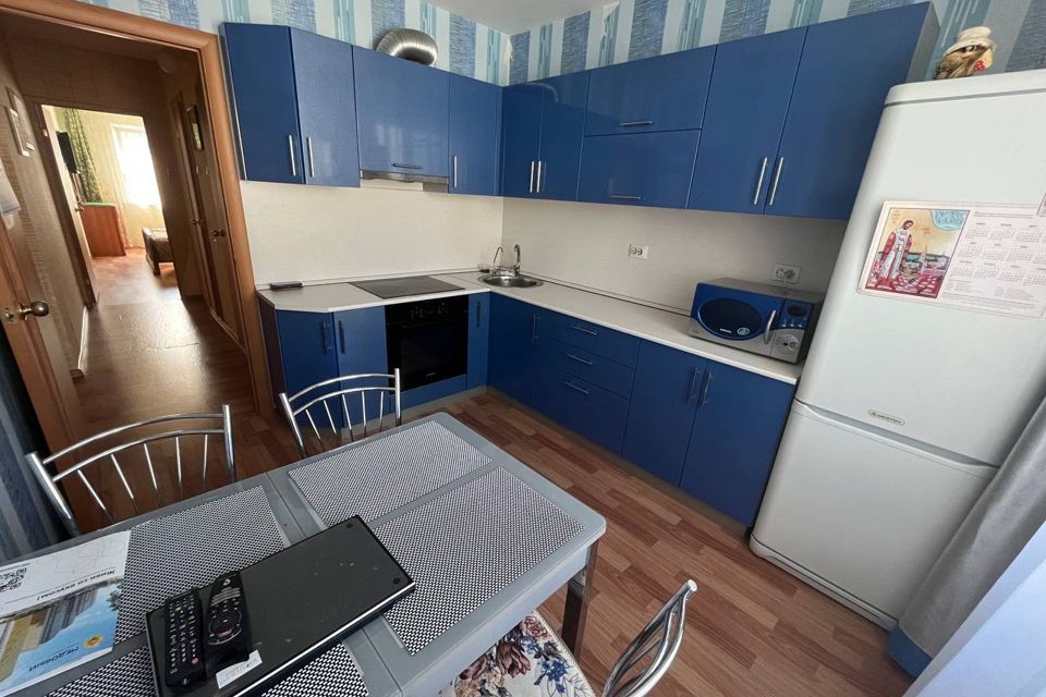 Продаётся 2-комнатная квартира, 57.6 м²