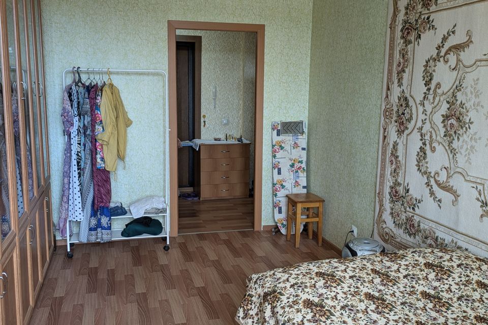 Продаётся 1-комнатная квартира, 37.7 м²